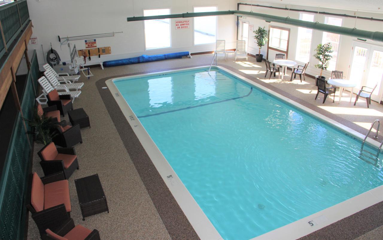 Voyager Inn Saint-Ignace Extérieur photo