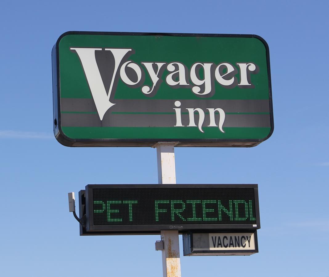 Voyager Inn Saint-Ignace Extérieur photo